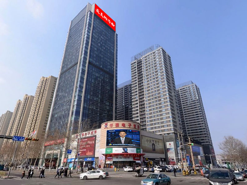 Gtek LED Curtain Display & cabinet-based Outdoor LED Display graces Huaqiang Electronics Market in Jinan