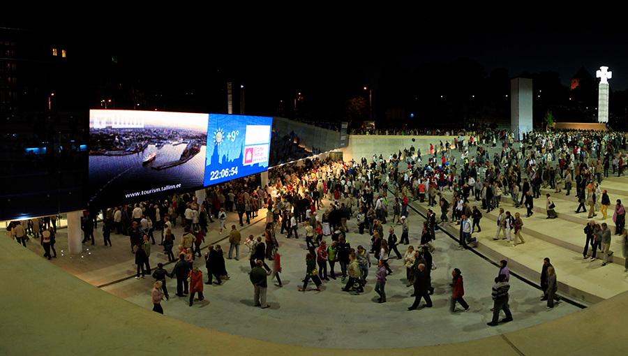 Gtek InnoCurtain graces Estonian Freedom Square