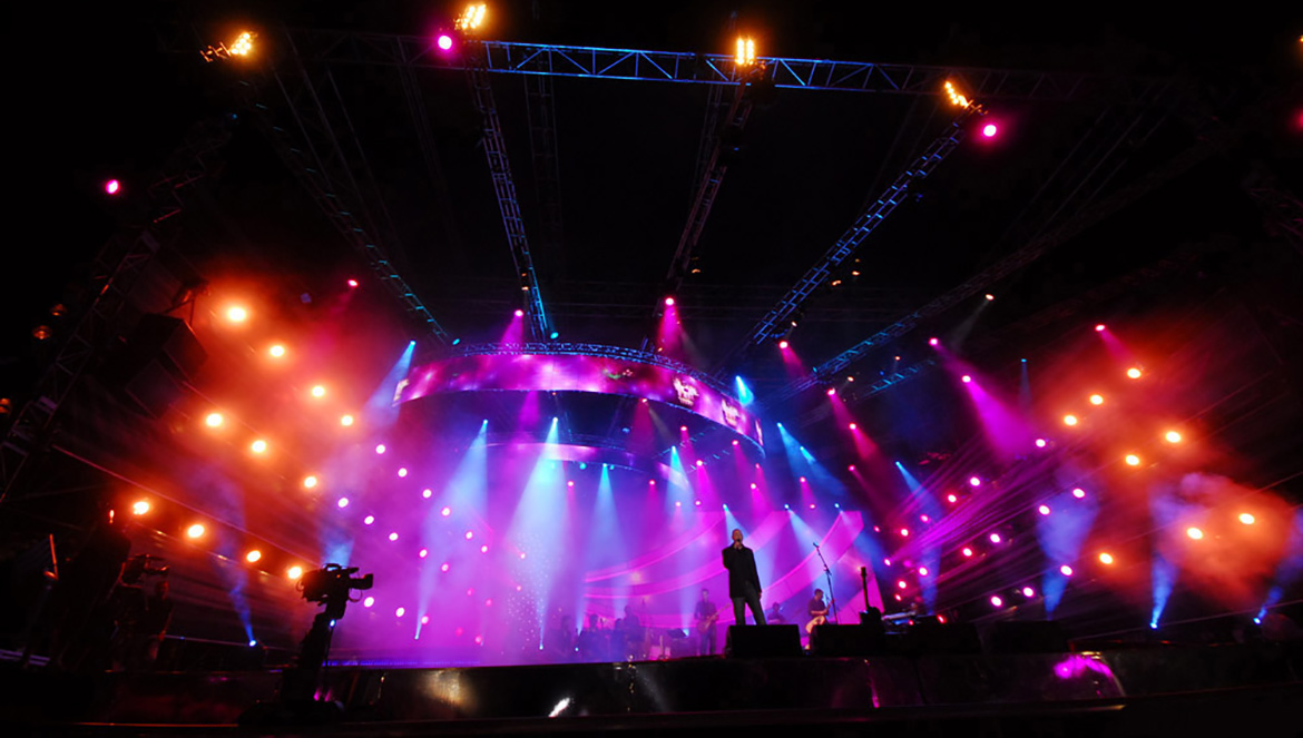 Gtek LED Curtain Screen graces 2007 Concert in Israel