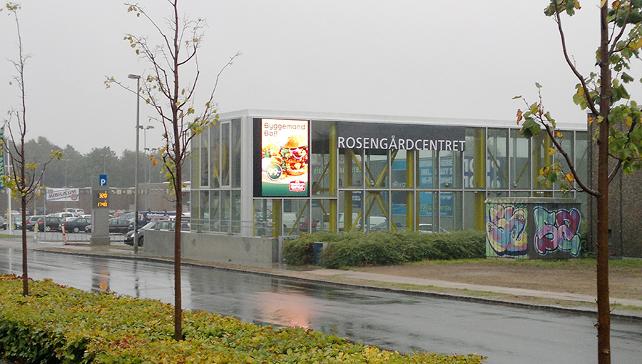 Gtek Cabinet-based Outdoor LED screen graces The Metro station in Copenhagen, Denmark